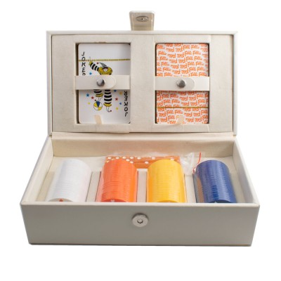 Kortų žaidimai Folli Follie...